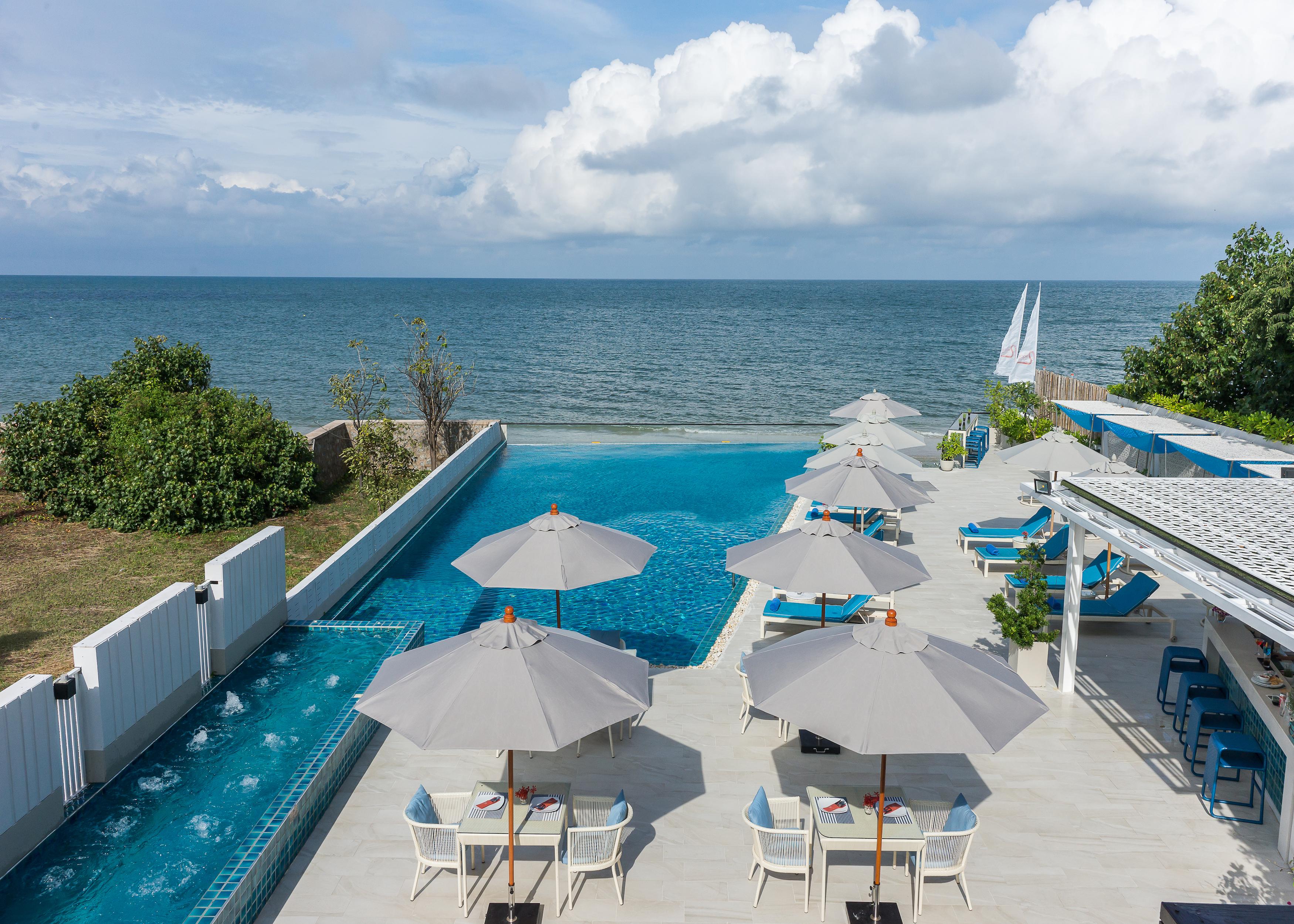 The Rock Hua Hin Beachfront Spa Resort Dış mekan fotoğraf