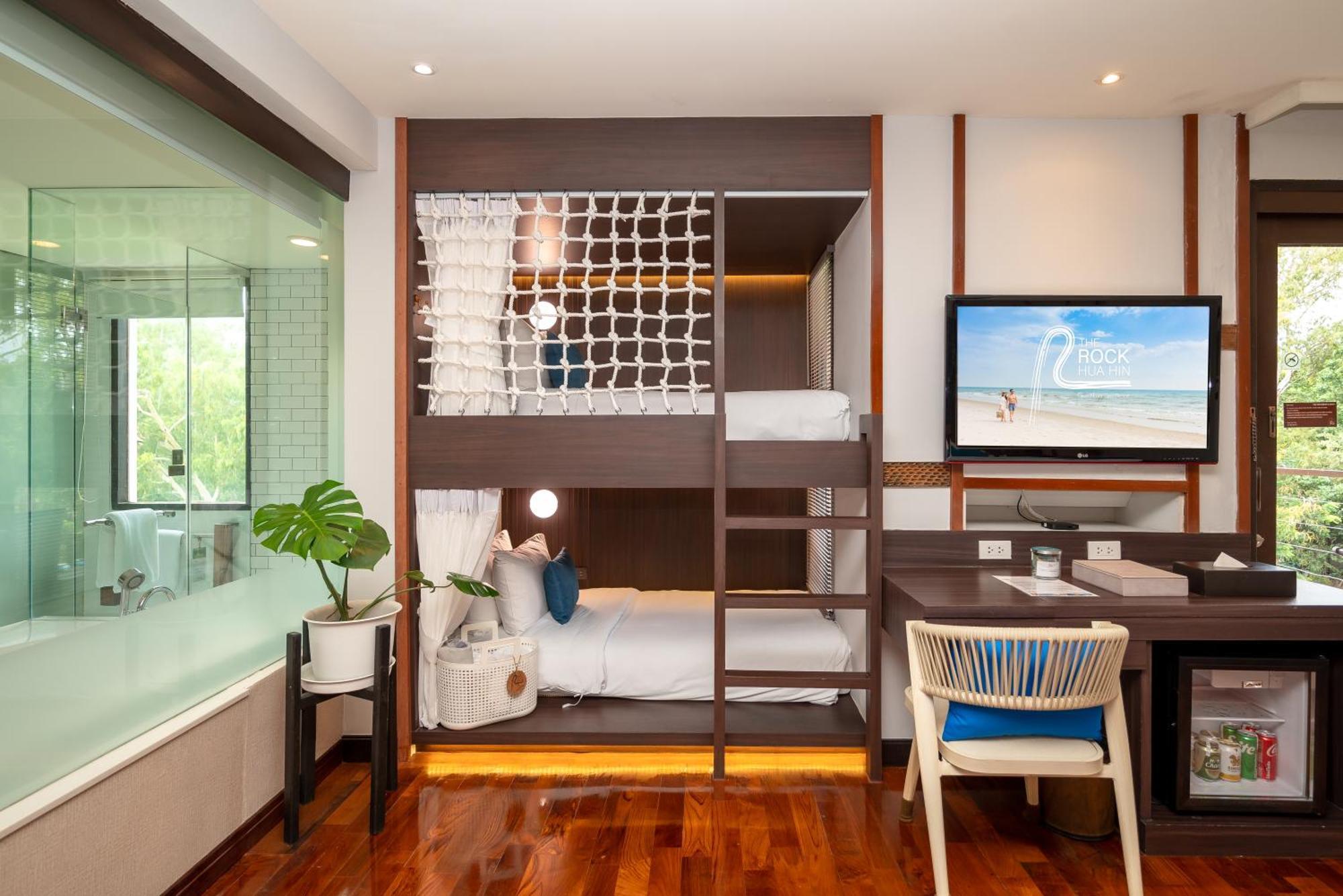 The Rock Hua Hin Beachfront Spa Resort Dış mekan fotoğraf